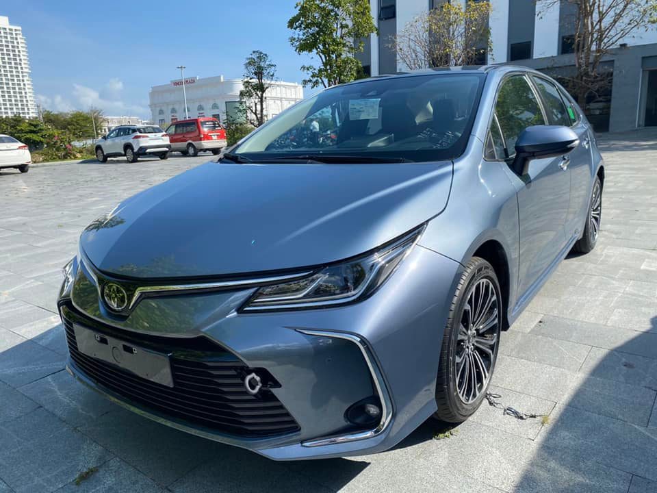 Toyota Corolla Altis 2022 chính thức cập bến
