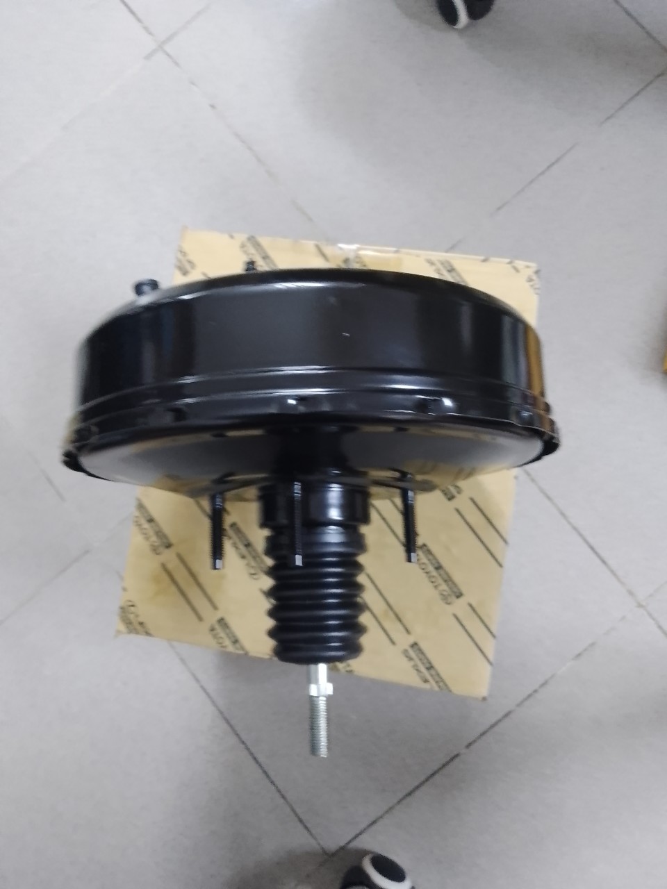 Bầu trợ lực phanh Toyota Fortuner