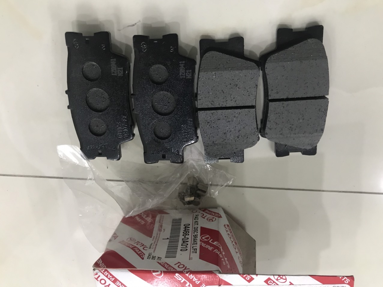 Bố thắng sau xe Toyota Cross