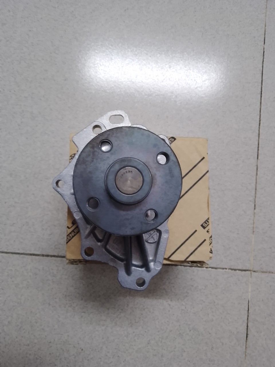 Bơm nước Toyota Camry Mỹ 2.4