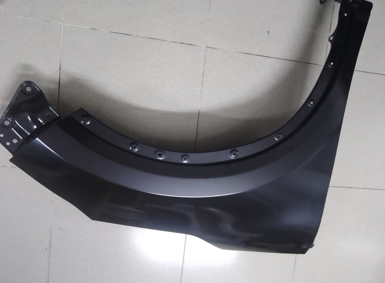Má vè trước Toyota Raize