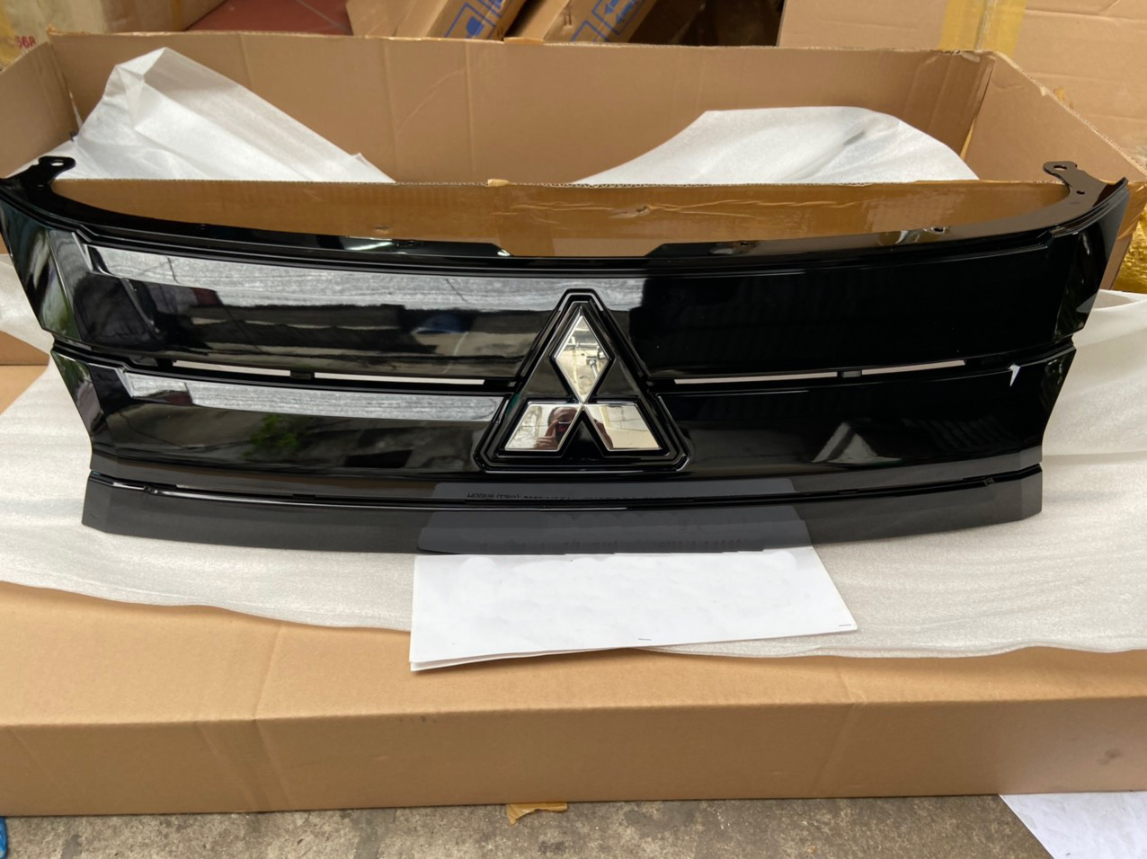 Mặt Galang Mitsubishi Xpander 2022-2023