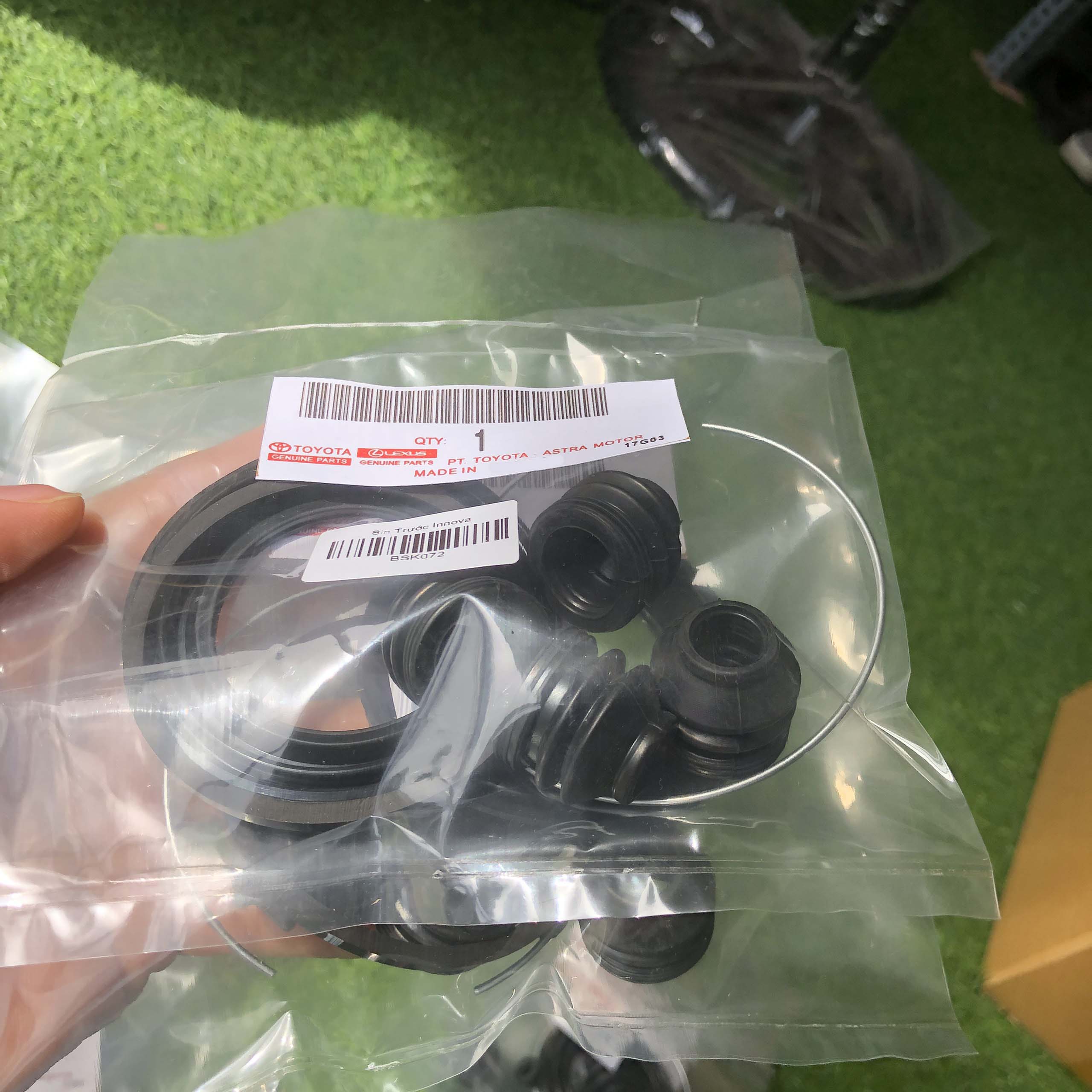 Bộ Sin Chụp Bụi phanh Toyota Hilux